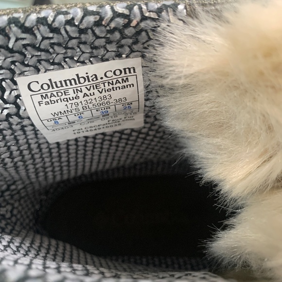 Columbia Meadows Shorty Omni-Heat Mid Calf Boots - Picture 3 of 7